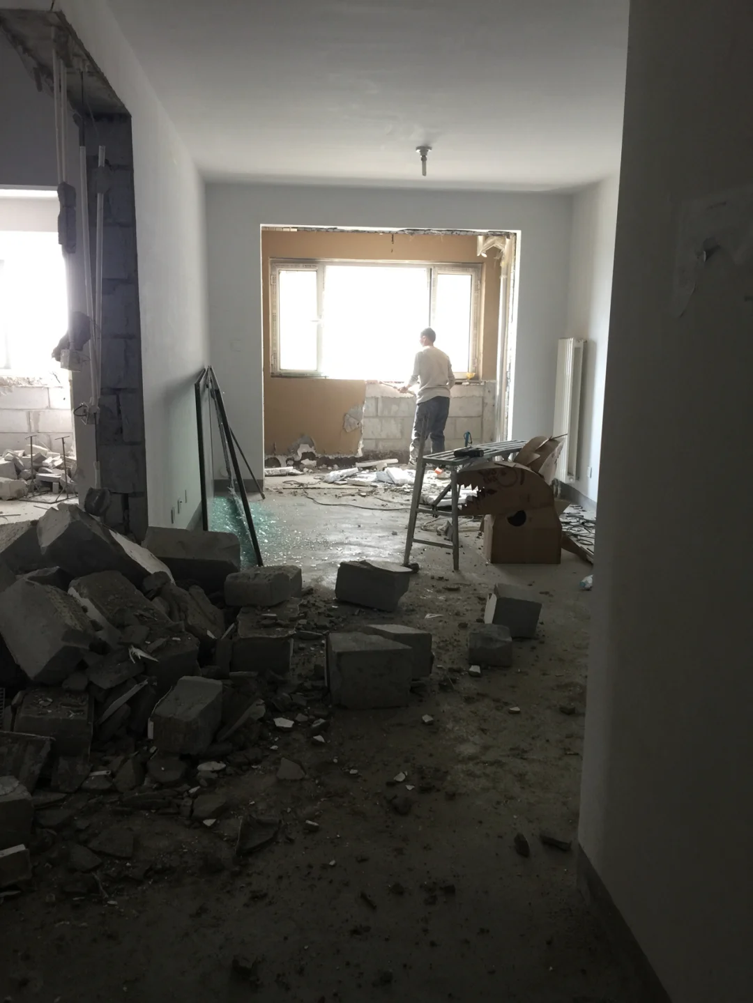 阳台上瓷砖掉了几块怎么修复(阳台上瓷砖掉了几块怎么修复视频) 阳台上瓷砖掉了几块怎么修复(阳台上瓷砖掉了几块怎么修复视频)