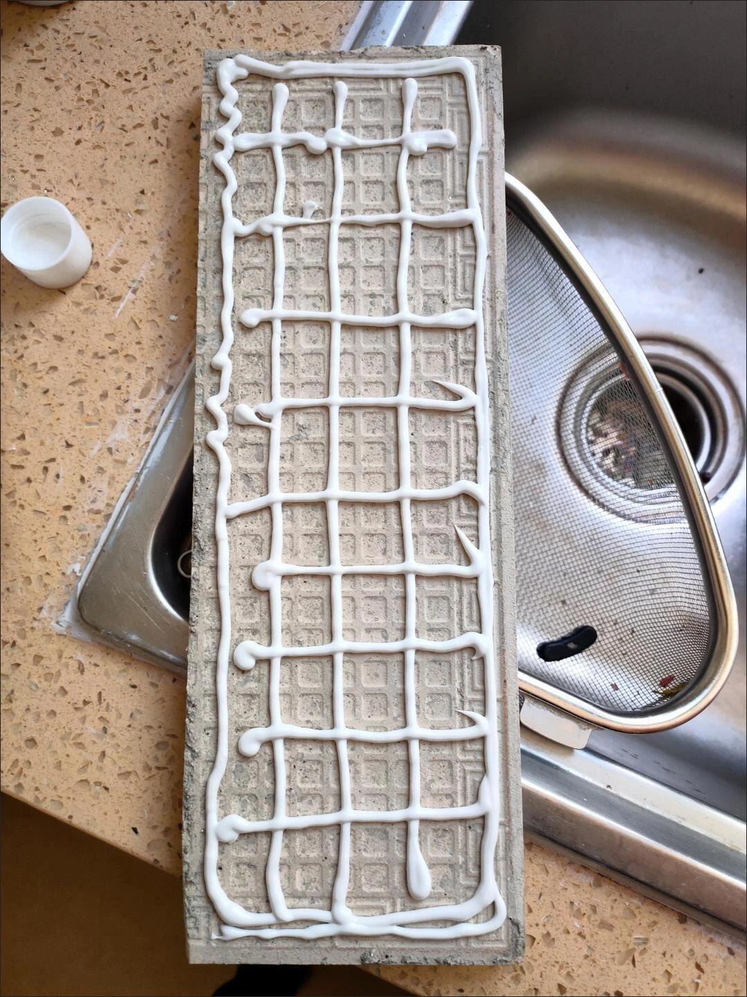 墙砖脱落如何修复(墙砖脱落如何修复视频)